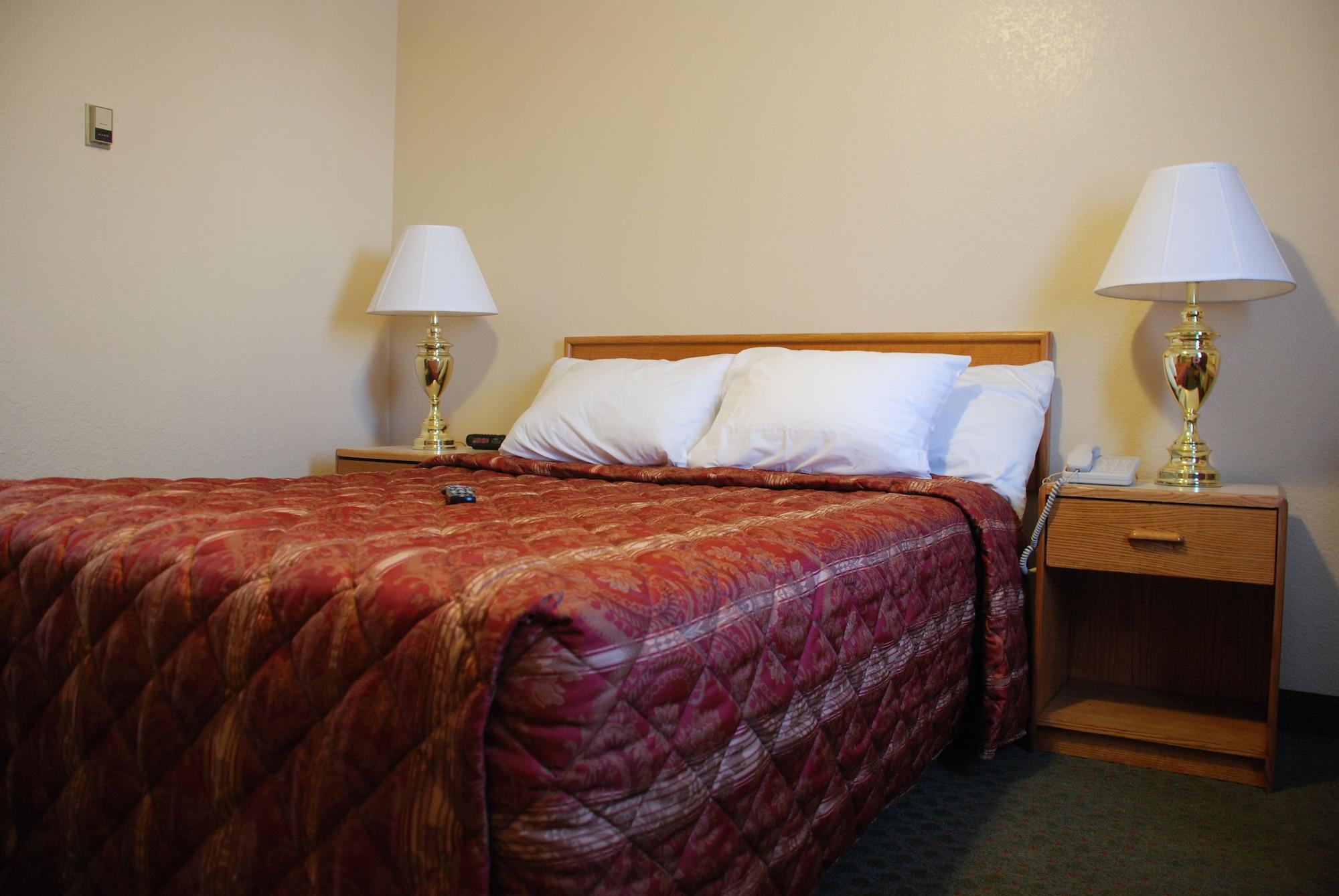 Merrill Field Inn Анкоридж Экстерьер фото