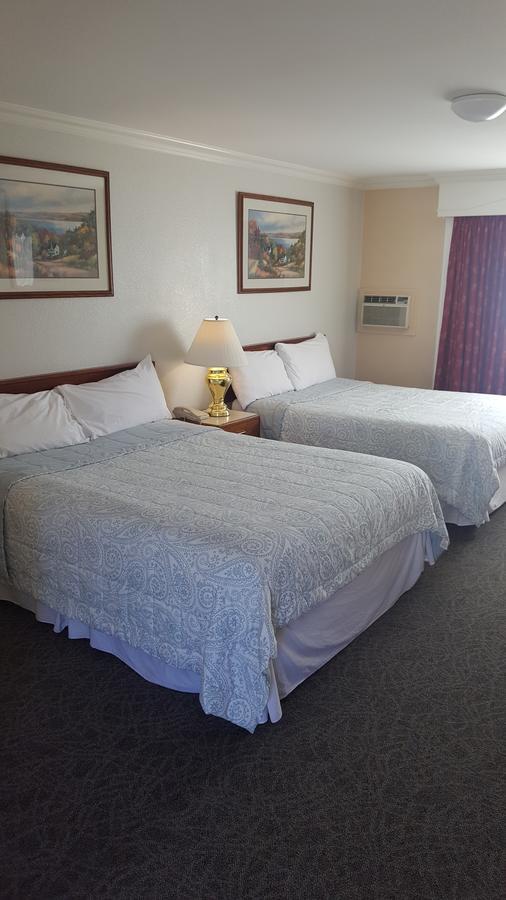 Merrill Field Inn Анкоридж Экстерьер фото